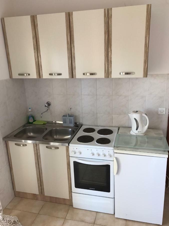 Apartmants Matic 포도카 외부 사진